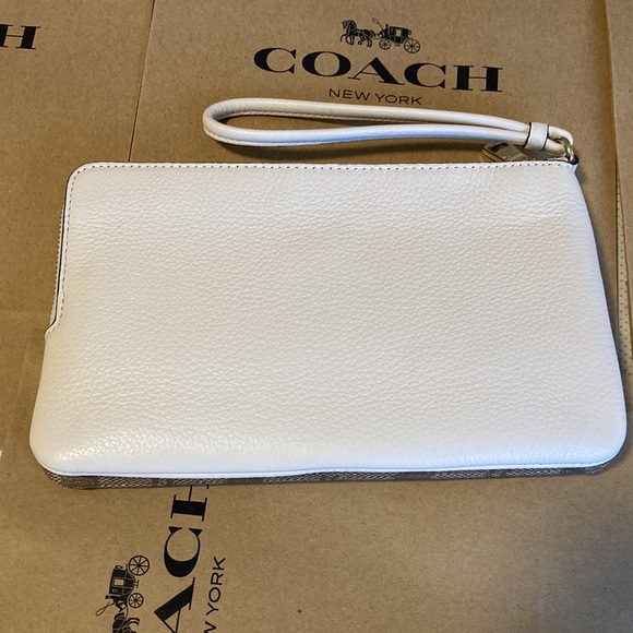 Double Coach wallet with monogram - Picture 2 of 7